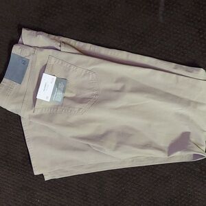 AG Sueded Sateen Everett Slim Straight Jean Size 36x32